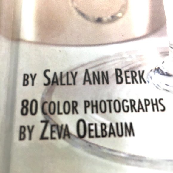 The Martini Collection of Classic & Exotic Martini Recipes - Picture 12 of 15